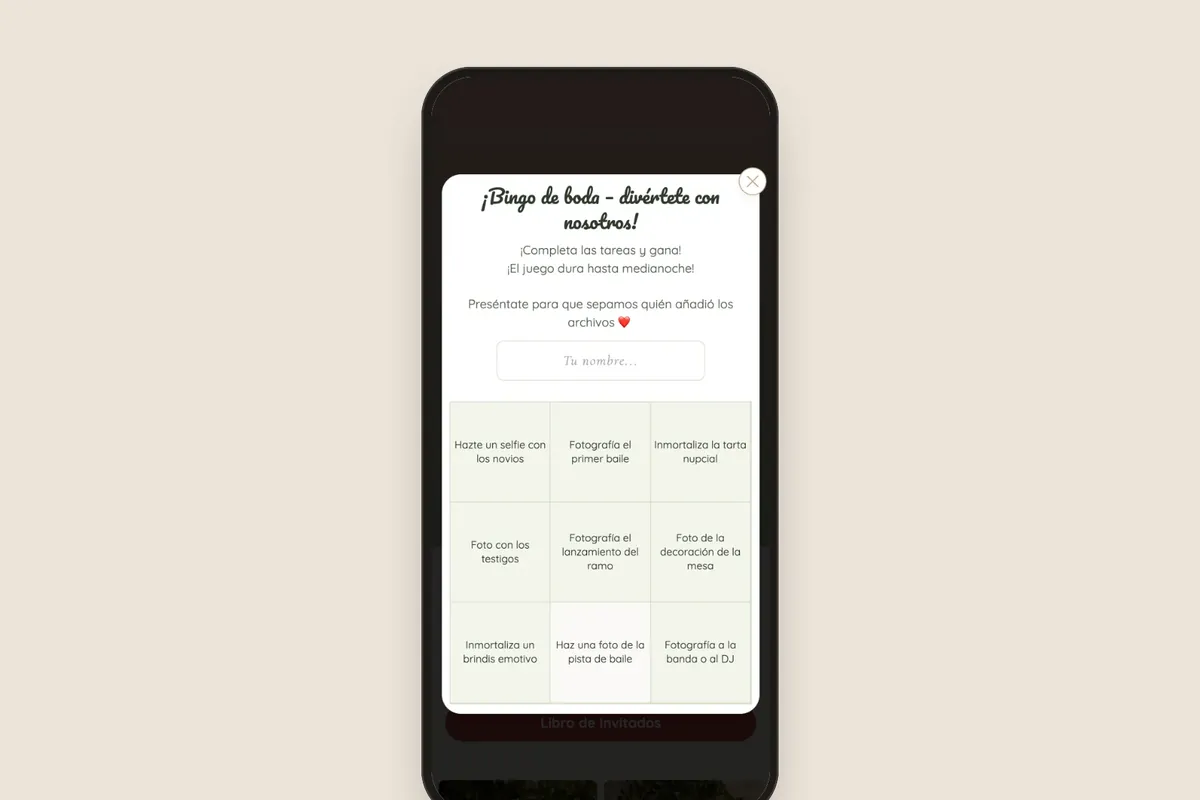 Bingo de boda en la galería del invitado: tablero de 3 × 3 con retos fotográficos.